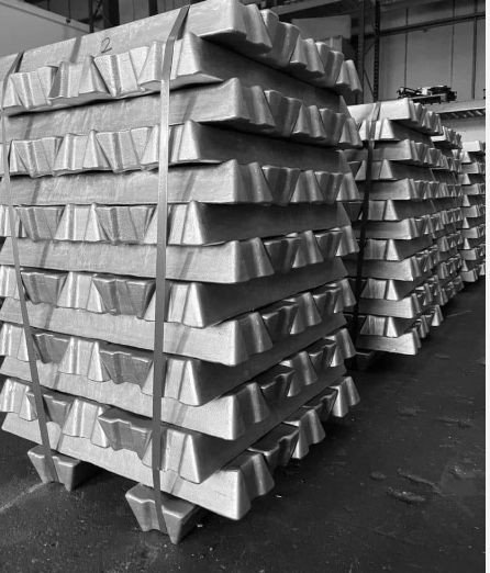 Aluminium-ingots